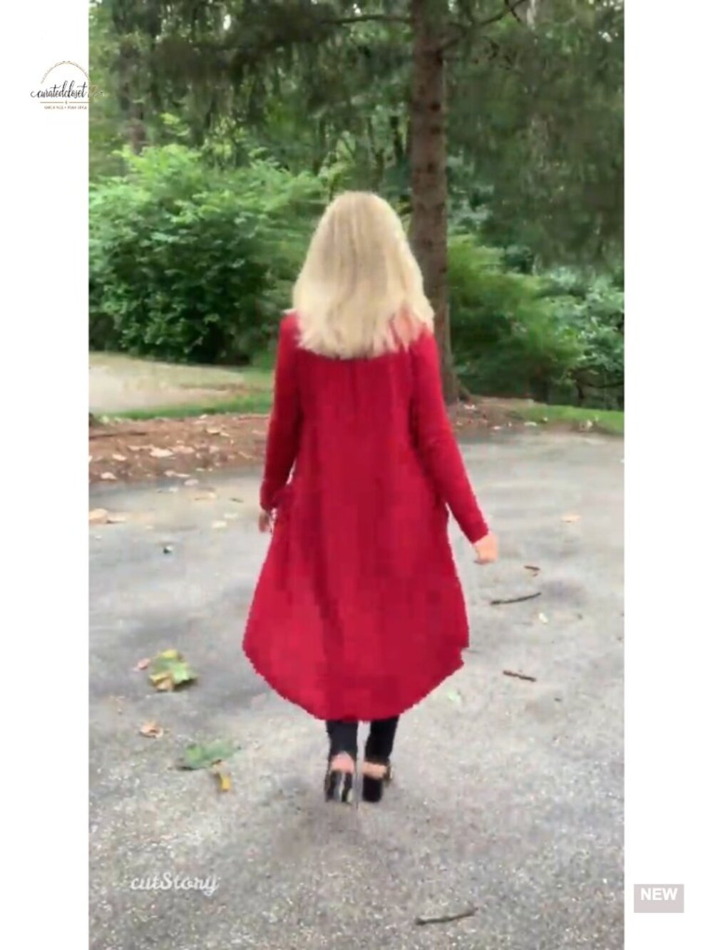 Lightweight Knit Long Cardigan with Pockets - Button Down V-Neck - Picture 5 of 6